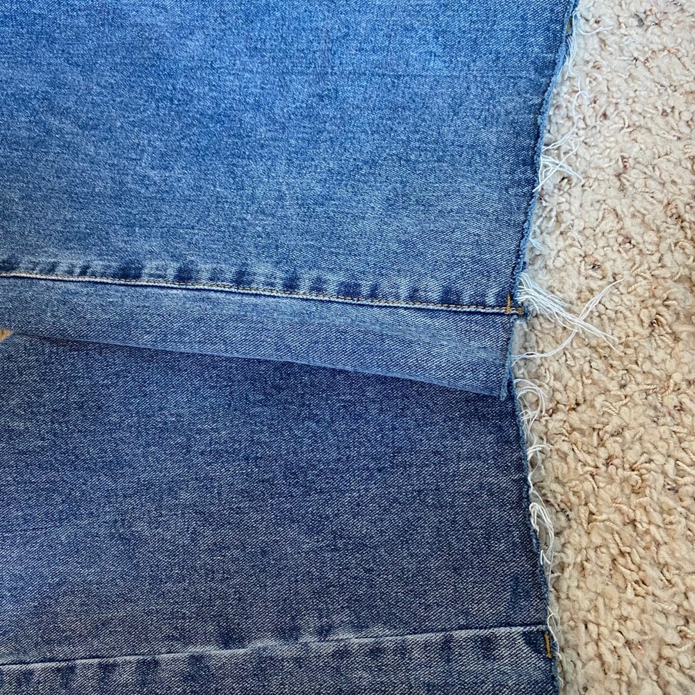PrettyLittleThing Jeans - Picture 3 of 3